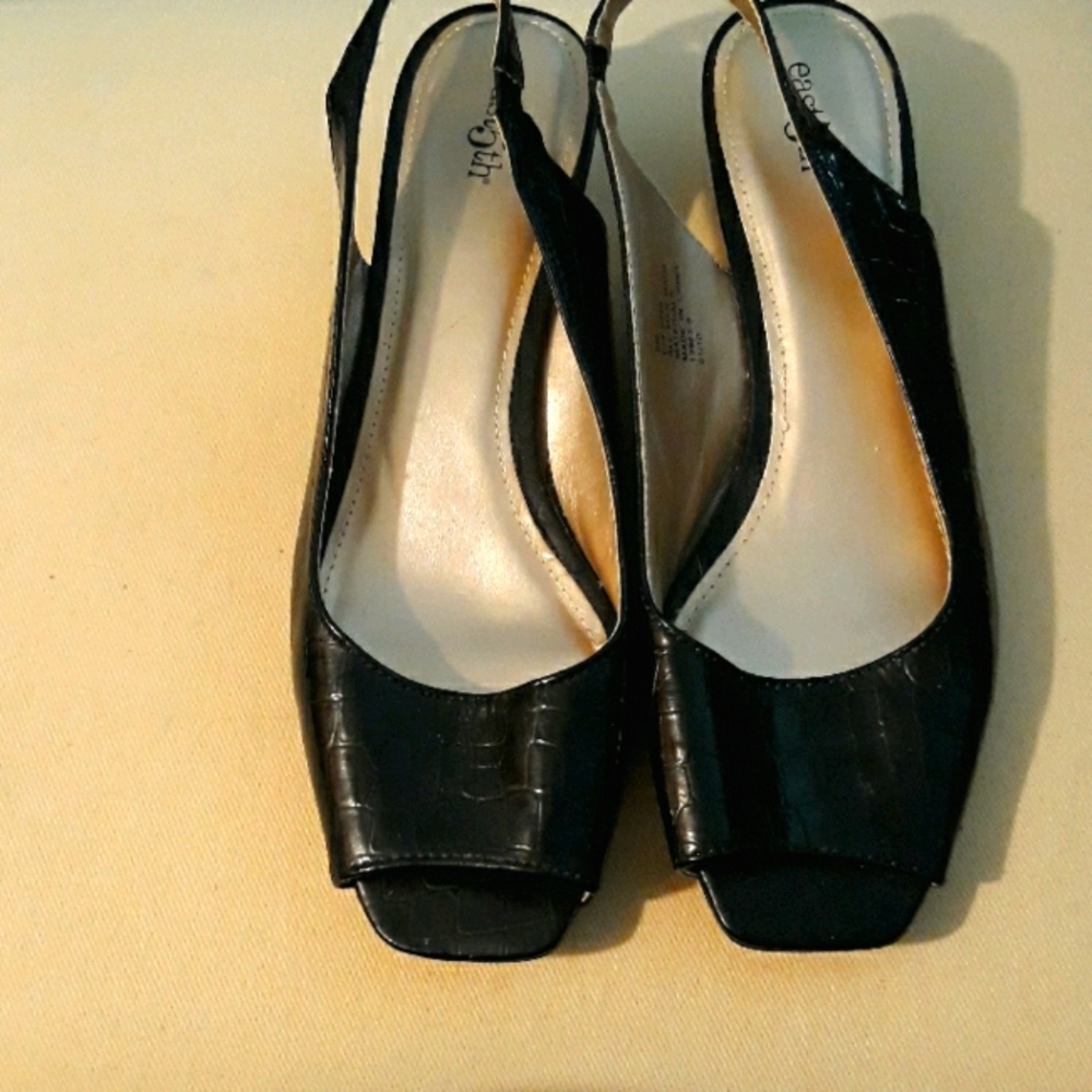 East 5th open toe "sling back" dress shoe
